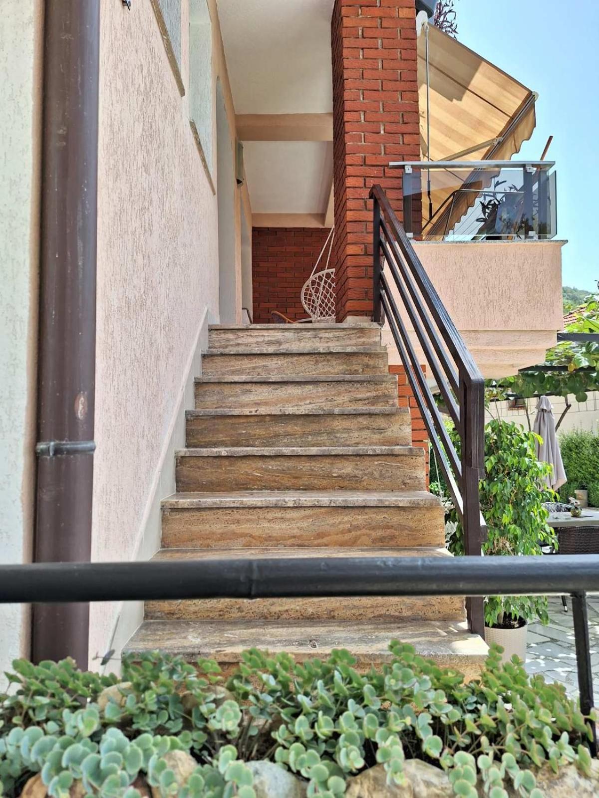Apartments Chemenko Konsko Exterior foto